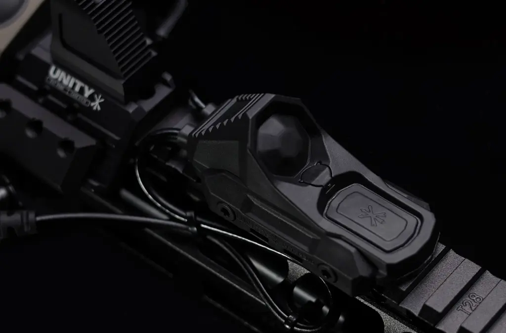 unity-tactical_axon_sync_surefire_crane_laser_7_blk.3.webp